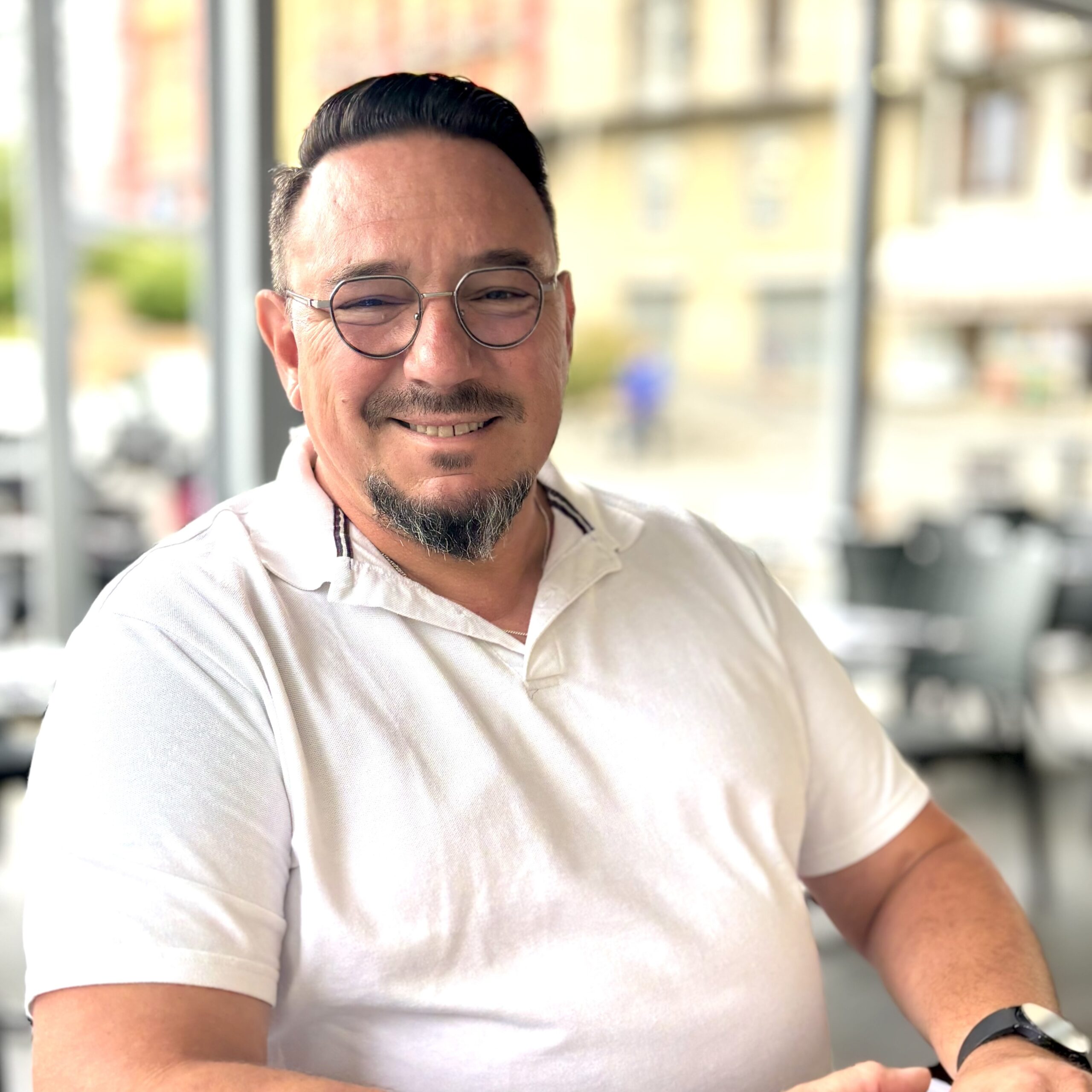 Ludovic PAULIN - Hypnotiseur Magnétiseur Cartomancien